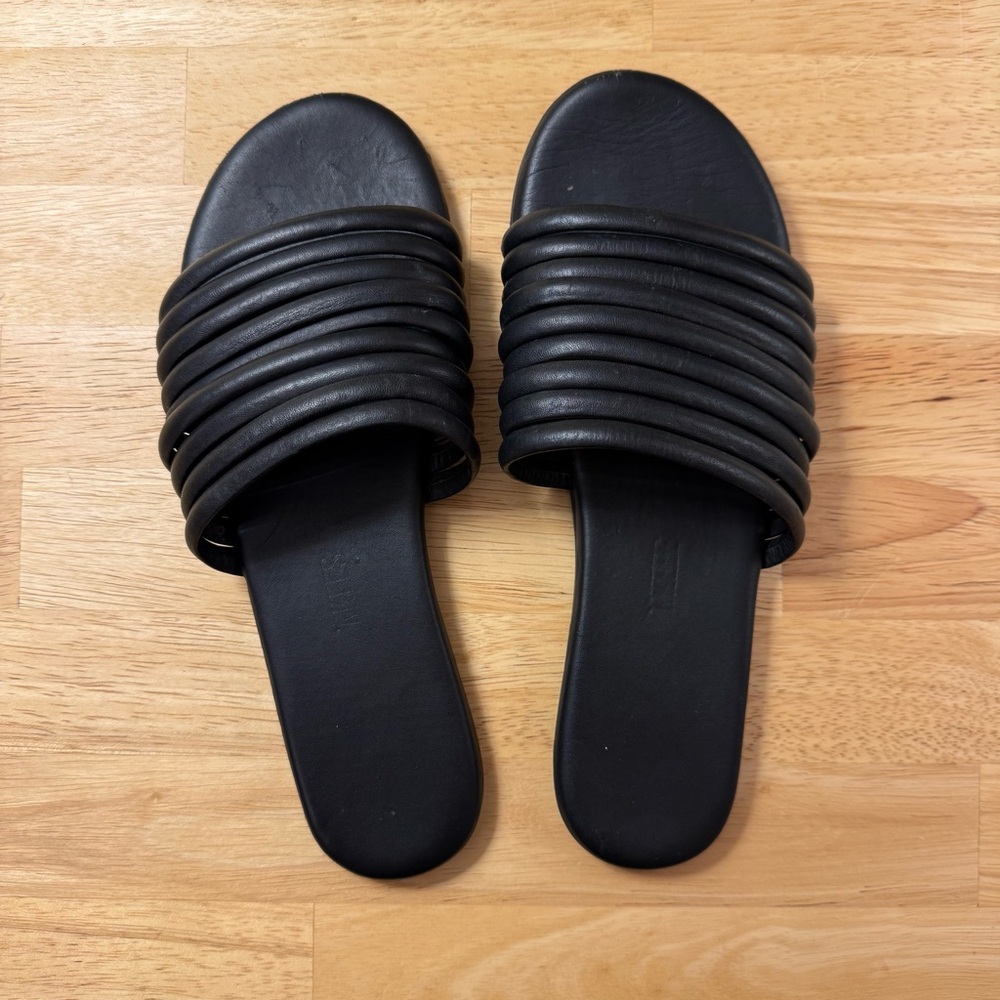 TKEES Caro Black Slide Strappy Sandals Size 7 Made in Brazil
